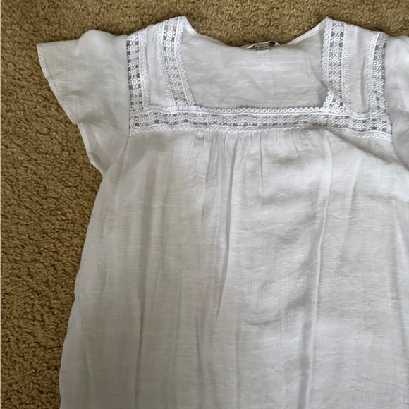 White Blouse - Picture 4 of 6